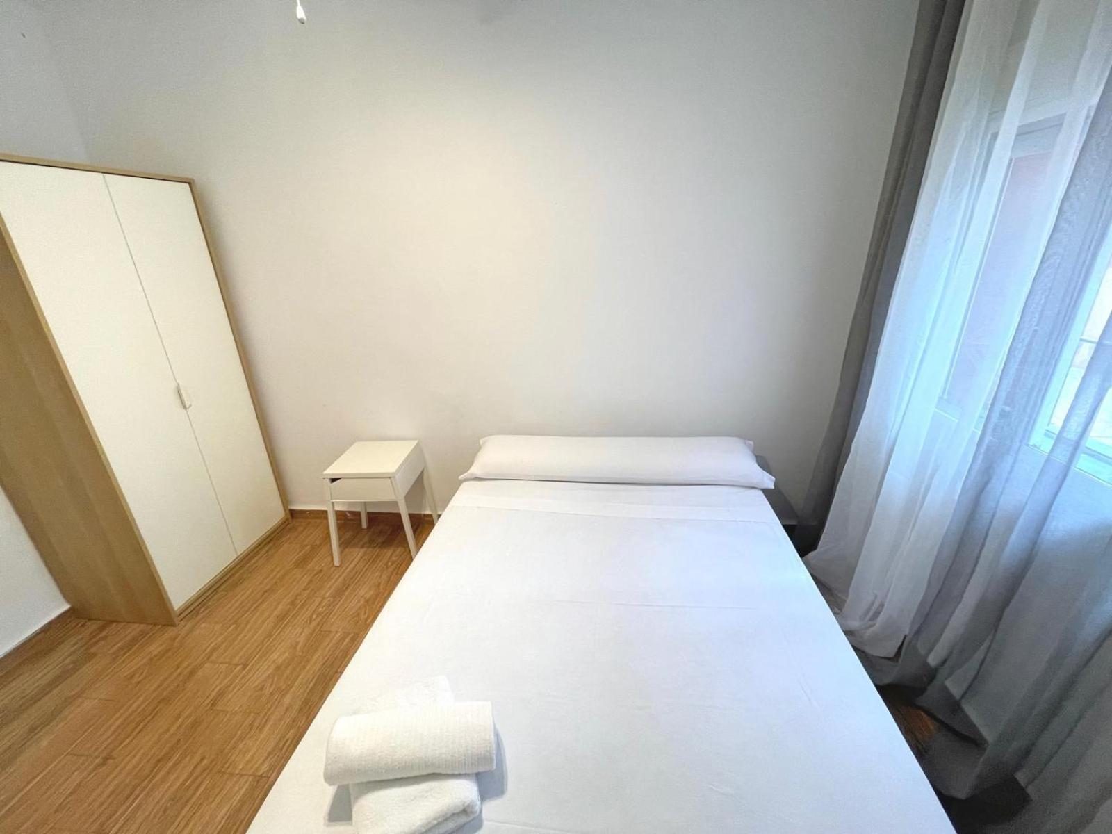 Triana Roomable Sevilla Exteriör bild
